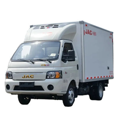 qualidade  130HP JAC Refrigerated Truck for Transportation 4x2 GVW≤5T Diesel Fuel Refrigeration fábrica