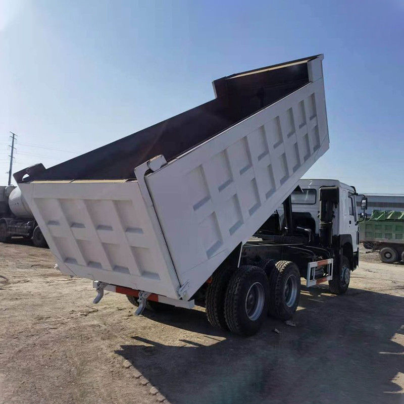 Capacidade do tanque de combustível de 300-400L Utilizado 6x4 10 Wheeler Dump Truck com alto padrão reformado