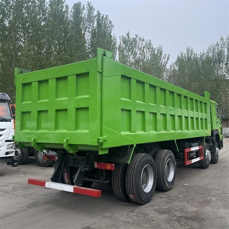 SINO TRUCK 12 Roda 30 metros cúbicos HOWO 40 toneladas 8x4 Usado camião de descarga com desempenho