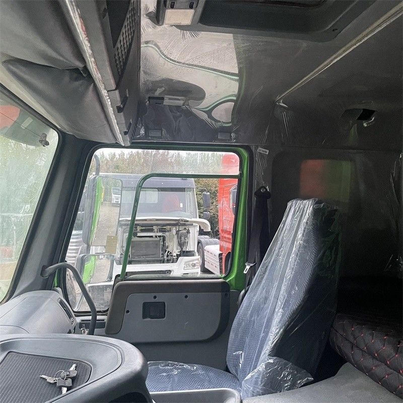 SINO TRUCK 12 Roda 30 metros cúbicos HOWO 40 toneladas 8x4 Usado camião de descarga com desempenho