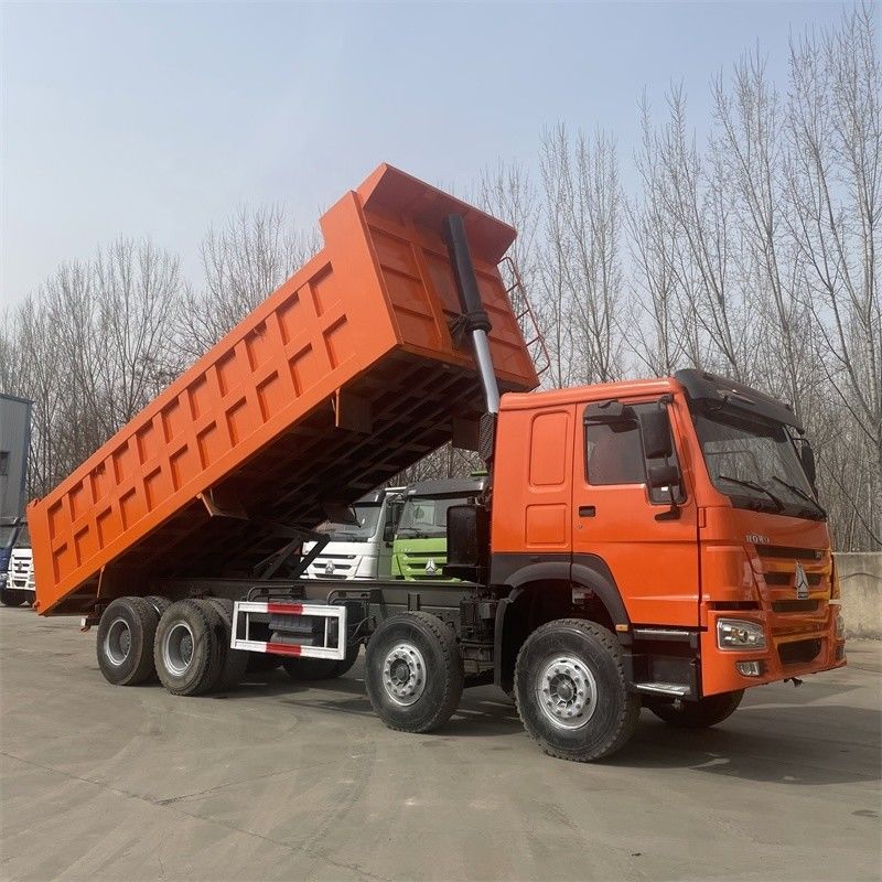 40 toneladas 12 pneus Howo 8X4 336HP 371HP 420 HP camião de segunda mão com consumo