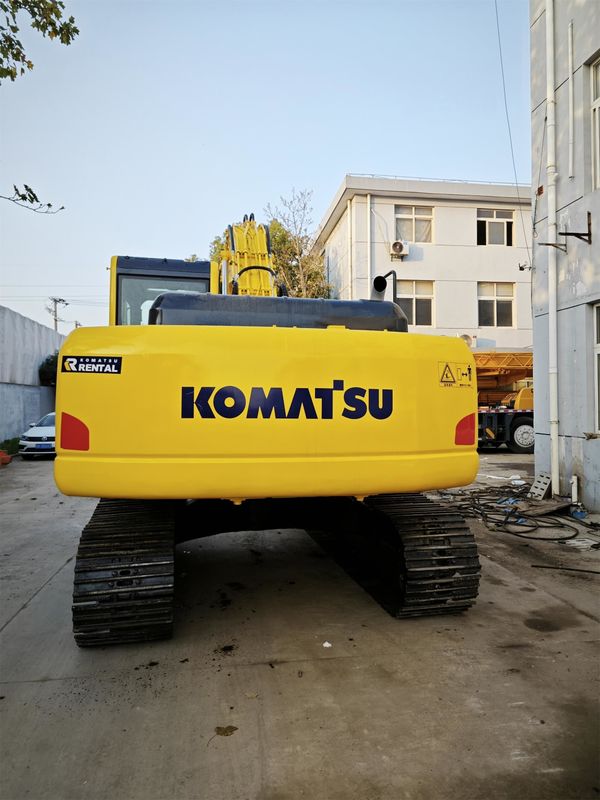 Venda Excavadora Komatsu PC220-8 Usada com válvula hidráulica original e 1.0-1.5 balde