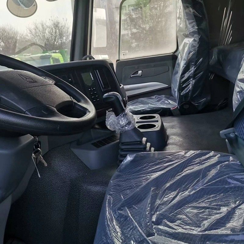 Poderoso caminhão de descarga 2023 HOWO 371HP RHD 8X4 com Euro 3 emissões padrão 12700 GVW