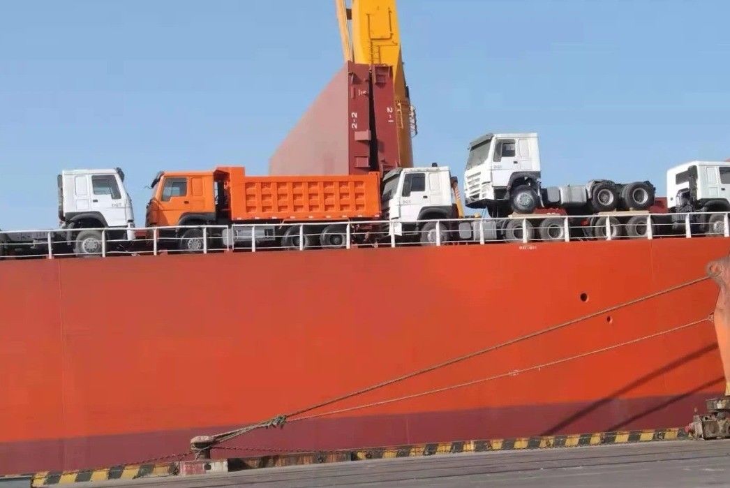 300Ltr Tanque de combustível Sinotruk Howo 6x4 All-Wheel Drive Tractor Truck para benefício