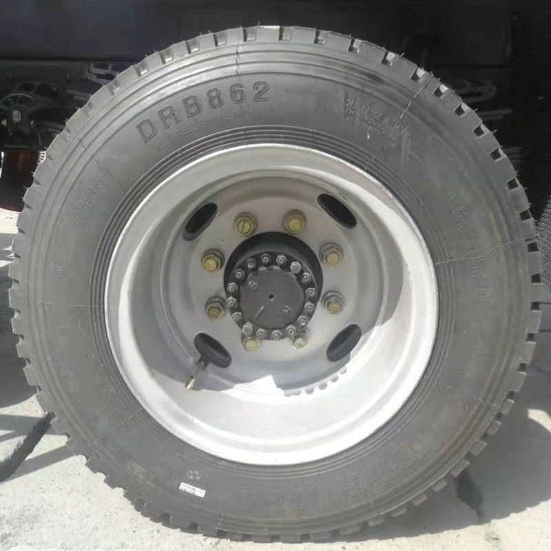 4 6L Capacidade do motor 10 Ton Dongfeng camião leve de descarga para transporte de engenharia