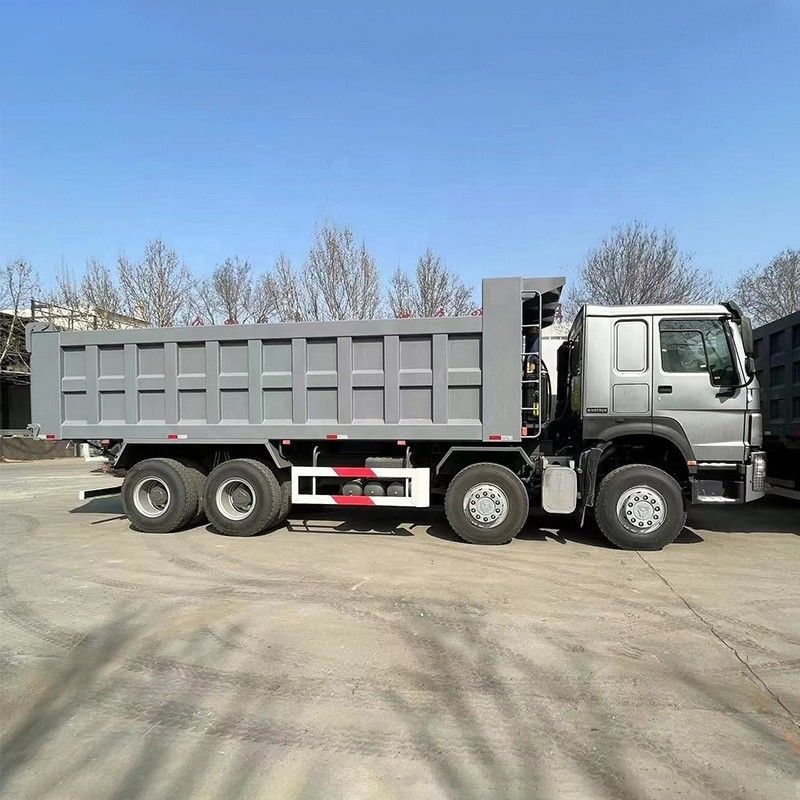 Nenhuma tela de toque 371hp ou 400hp Sinotruk Howo 8x4 caminhão de despejo caminhão de descarga para carga de 40 toneladas