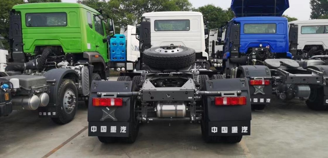 Cummins poderoso 400hp Direção esquerda 10 Pneus 6x4 Sinotruk Hohan cabeça caminhão tractor