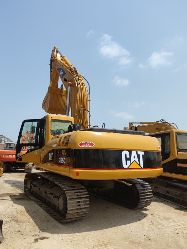 Excavadora de segunda mão original, resistente e de fácil manutenção, em boas condições