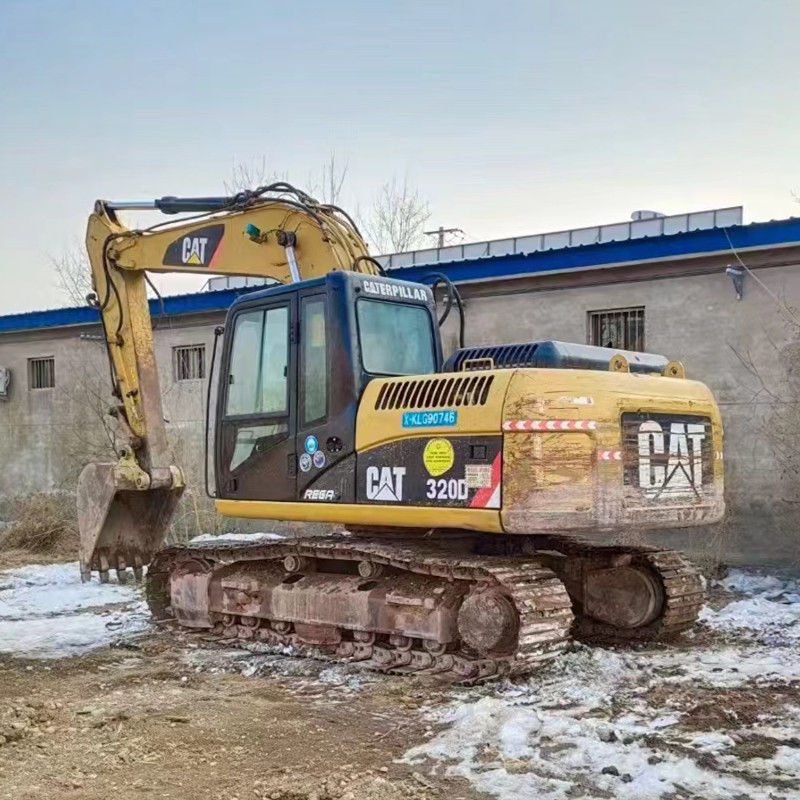 Excavadora usada Cat 320D2 com depósito de combustível de 410L e 20 toneladas de tonelagem em boas condições