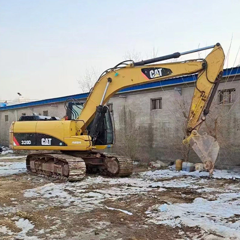 Excavadora usada Cat 320D2 com depósito de combustível de 410L e 20 toneladas de tonelagem em boas condições