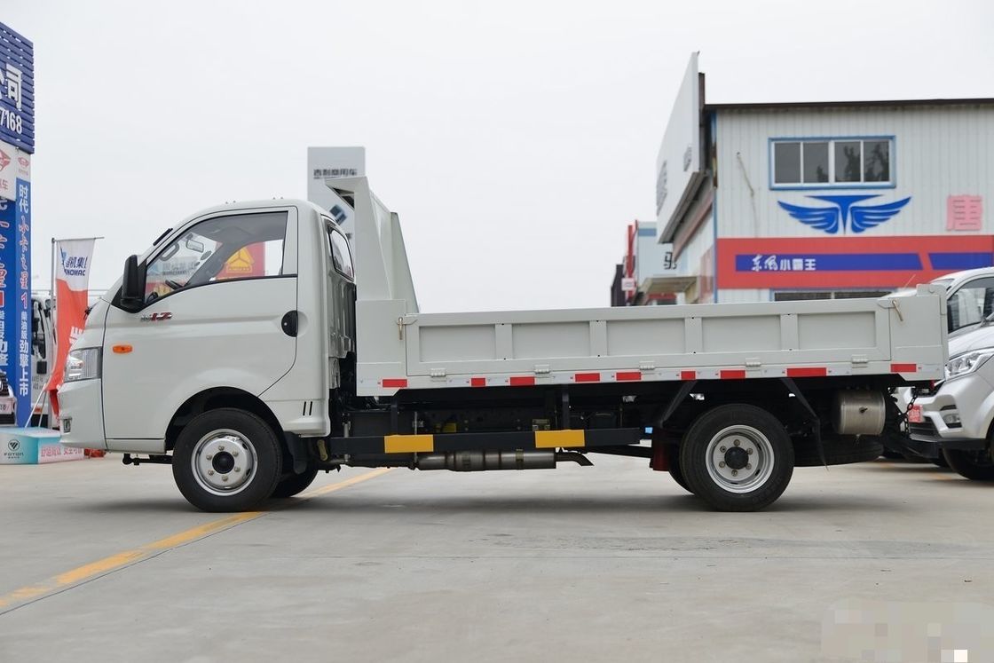 Usado Dongfeng W17 102hp Direção esquerda 2 lugares 2 airbags fila única 4 * 2 caminhão leve