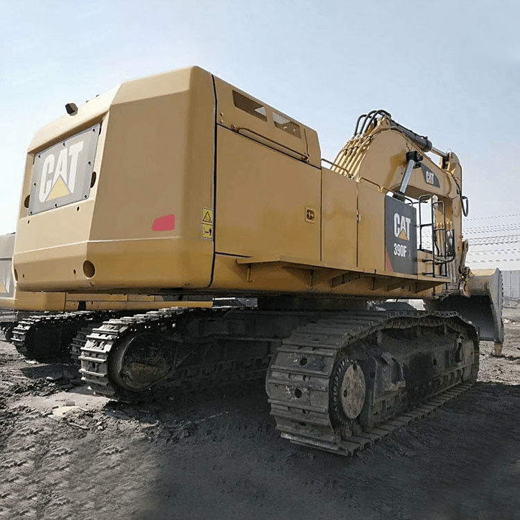 Excavadora 390D de gatos usados com peso de 90250 kg e capacidade de balde de 0,45m3