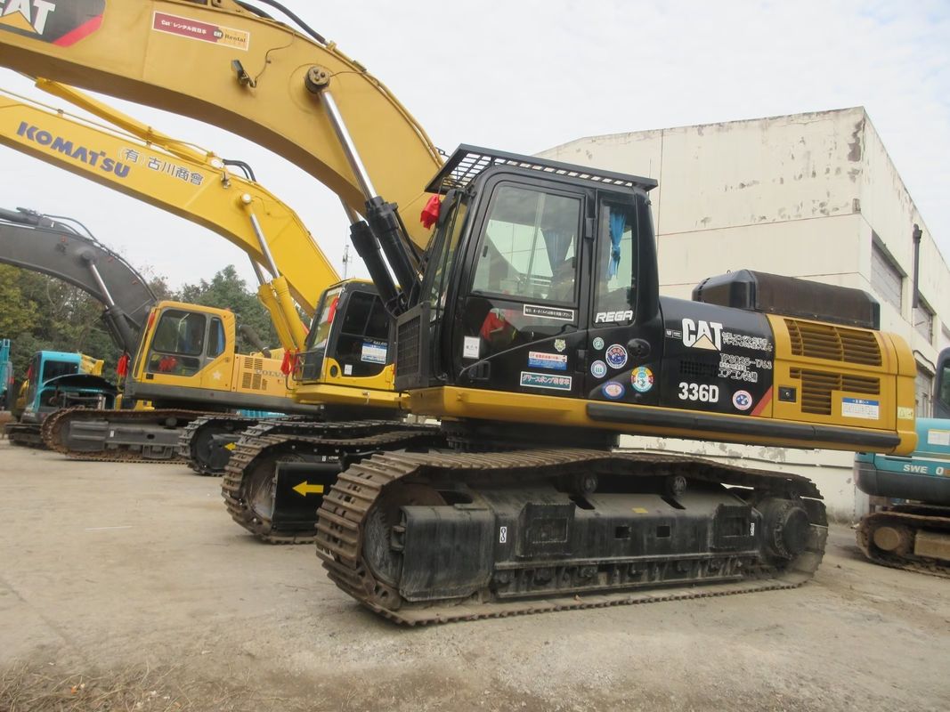 CAT 336D Excavadora com válvula hidráulica Kawasaki e 4001-6000 horas de trabalho em em Xangai