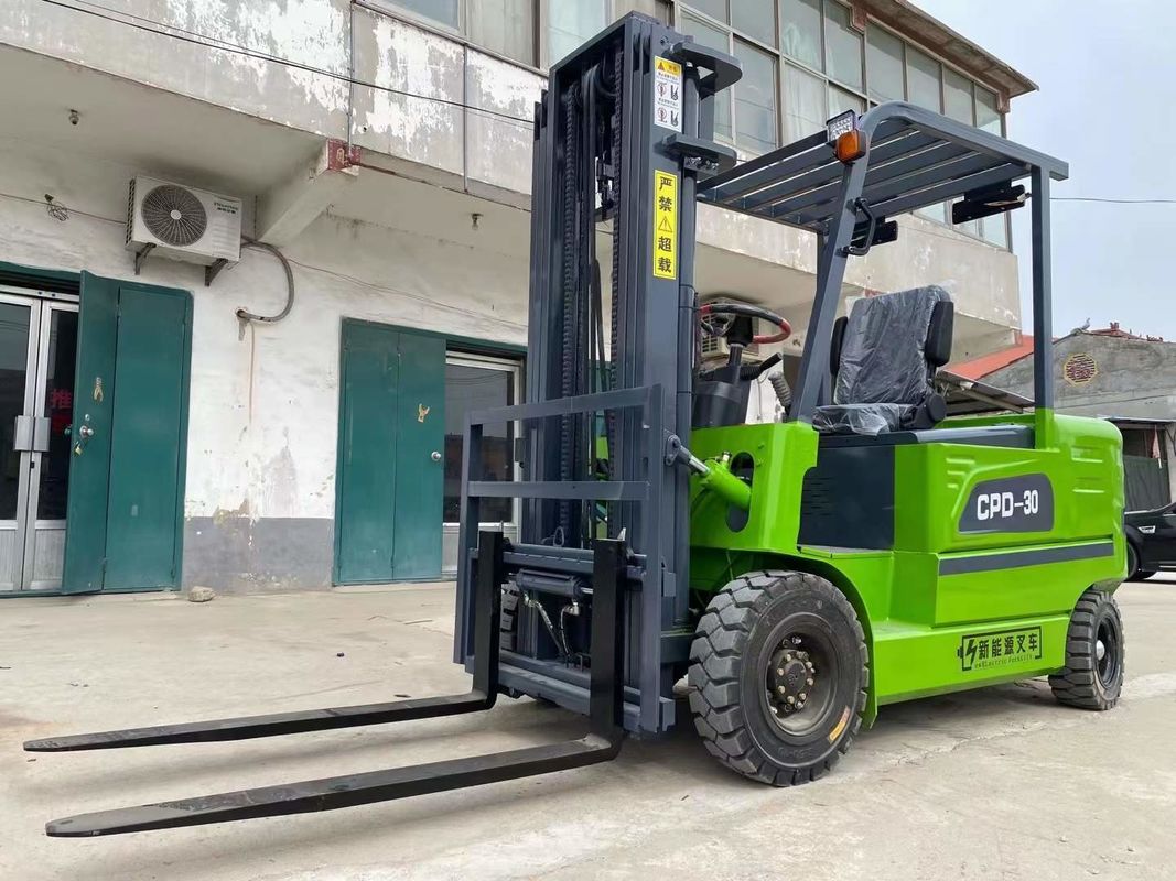 Vantagem real e 14,4 kW de potência do motor de elevação