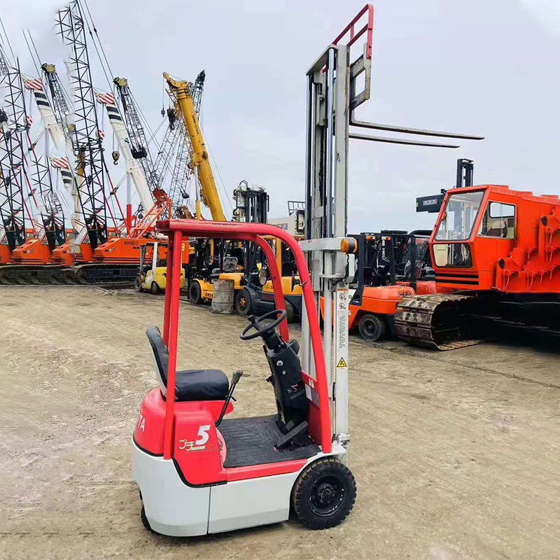 Manuseio de material de armazém 0,5 toneladas Elevador elétrico Toyota usado com largura de garfo de 150 m