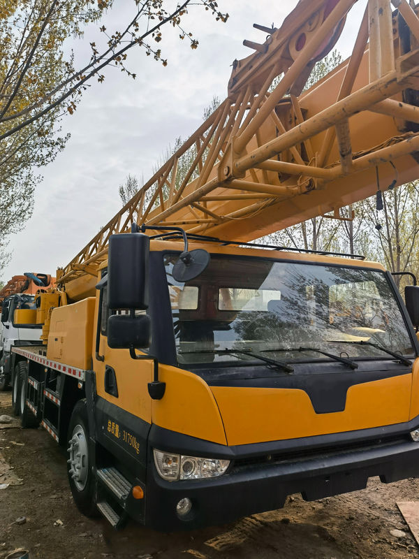 Crane móvel de 300 toneladas Zoomlion Crane para caminhão usado 44 Max. Carga de elevação telescópica chinesa