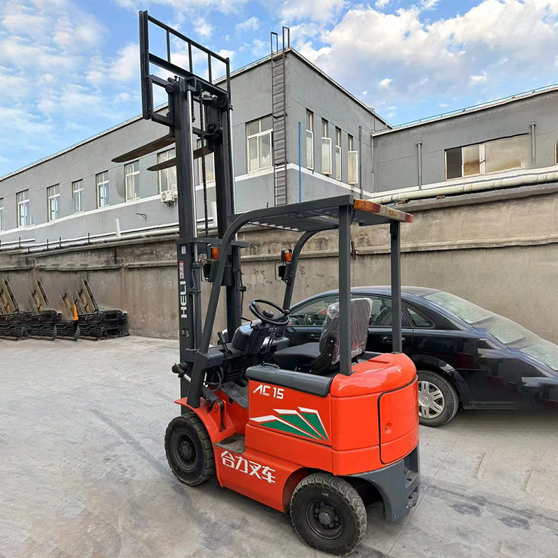 Boa condição Camião elevador elétrico de 1,5 toneladas utilizado para levantar 1500 kg a 0,4/0,6 m/s