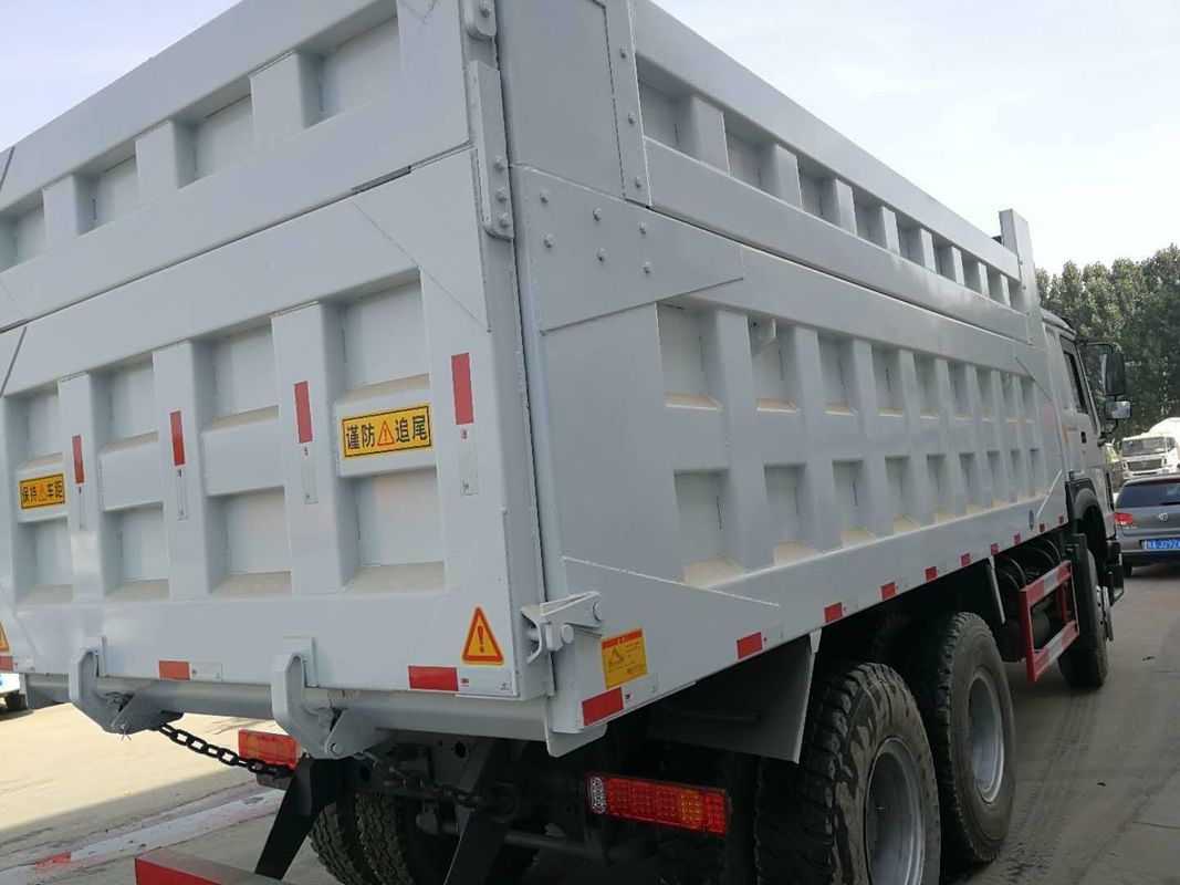 Assento normal do condutor Caminhão pesado Sino Sinotruk Howo 371hp 6x4 8x4
