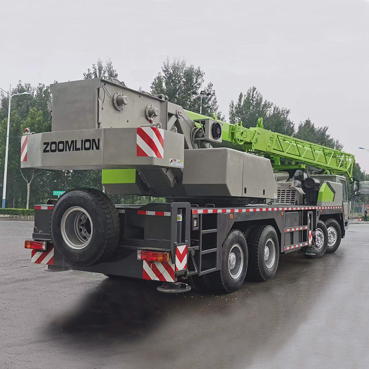 Cranes Zoomlion usados Cranes hidráulicos telescópicos de 55 toneladas com motor diesel de 8 cilindros