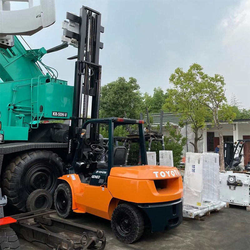Camião elétrico de 105 toneladas TCM Mini Telemanejadora elétrica diesel para manuseio de material em armazém