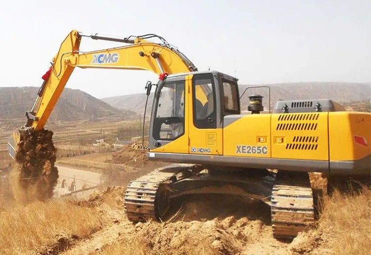 Excavadora Komatsu PC200-8 Excavadora de 20 toneladas com profundidade máxima de escavação de 6620 mm