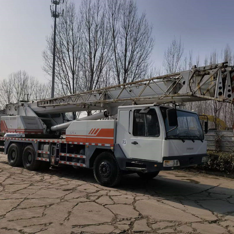 39m QY25V Zoomlion usados 25ton caminhão guindaste com torque de elevação nominal máximo de 980KN.m
