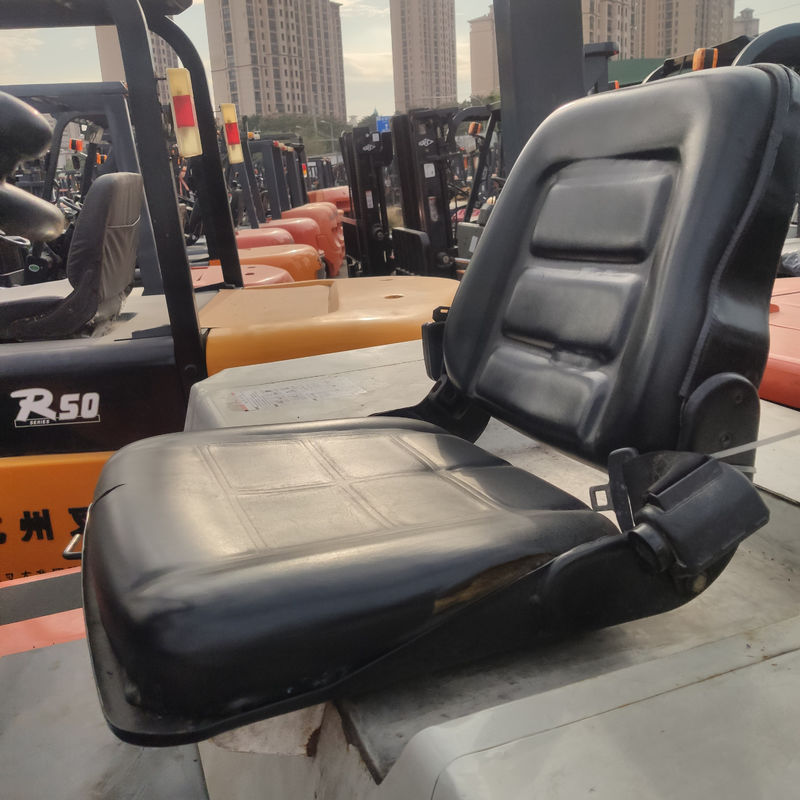 Forquilhinha de segunda mão de 5 toneladas com motor Heli Isuzu Capacidade de elevação nominal de 3 toneladas