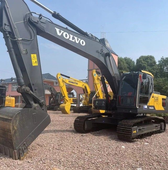 Top- EC420 Excavadora usada com motor Cummins e válvula hidráulica Liyuan a preços acessíveis