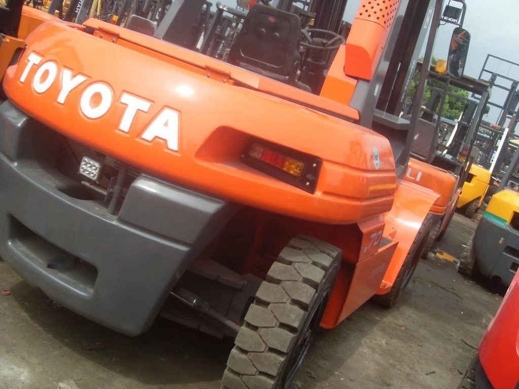 Tesouro pesado 15 toneladas de empilhadeira usada para África Motor opcional 2 estágios/3 estágios mastro