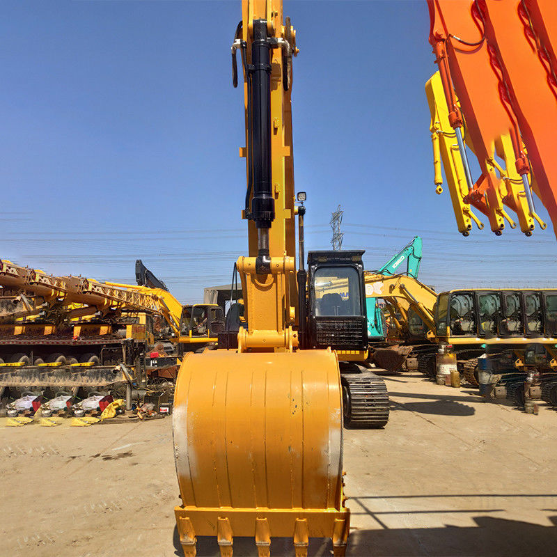 Excavadora usada CAT320 Excavadora crawler com outro cilindro hidráulico em bom estado