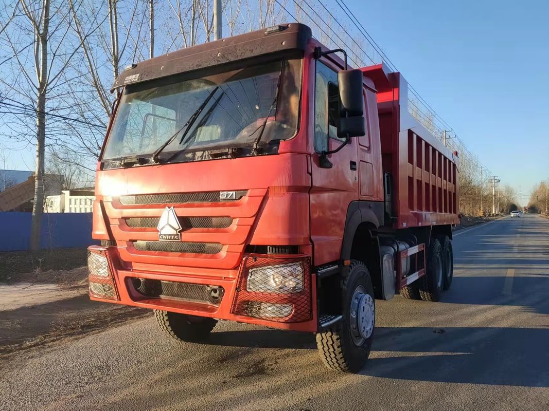 Sinotruck acessível 6x4 371hp 30tons Howo Tipper Dump Truck para ABS Nenhum cilindros 6