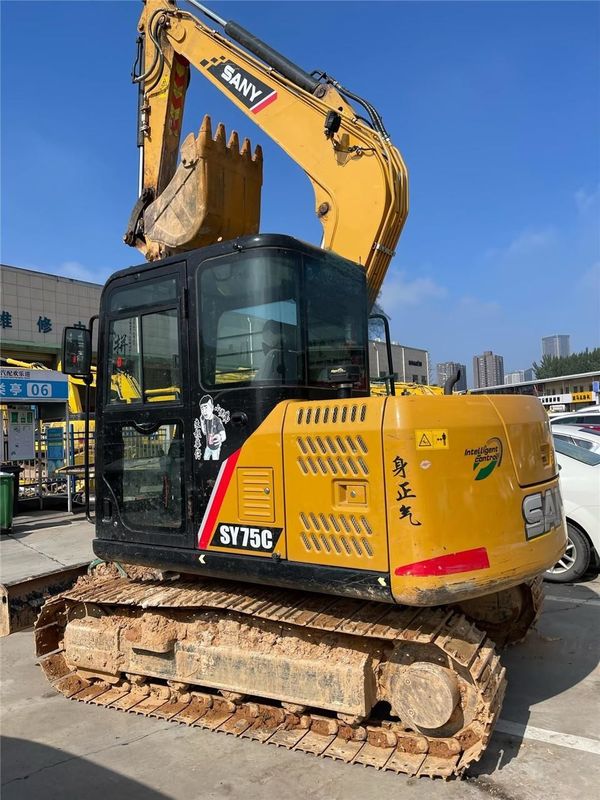 2017 Sany SY215c Crawler Excavator 4,9L Deslocamento 21,5 toneladas Em bom estado