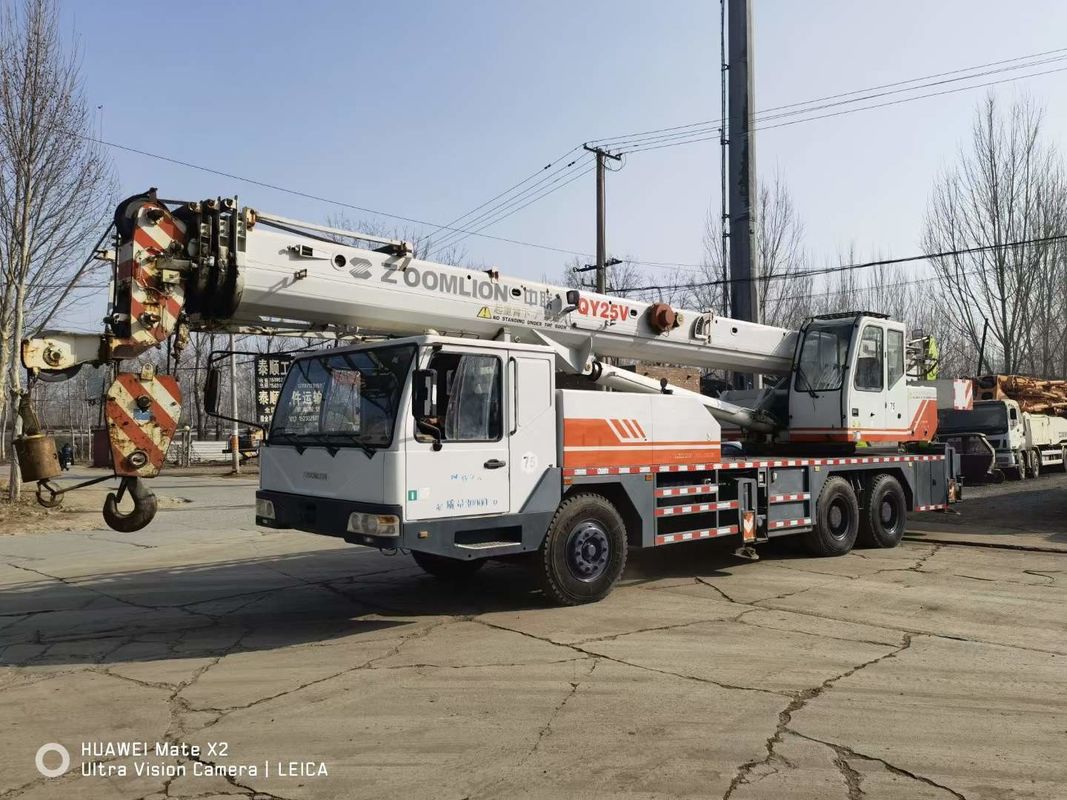 Grão de caminhão móvel de rodas Zoomlion de 25 toneladas com altura de elevação máxima de 41m