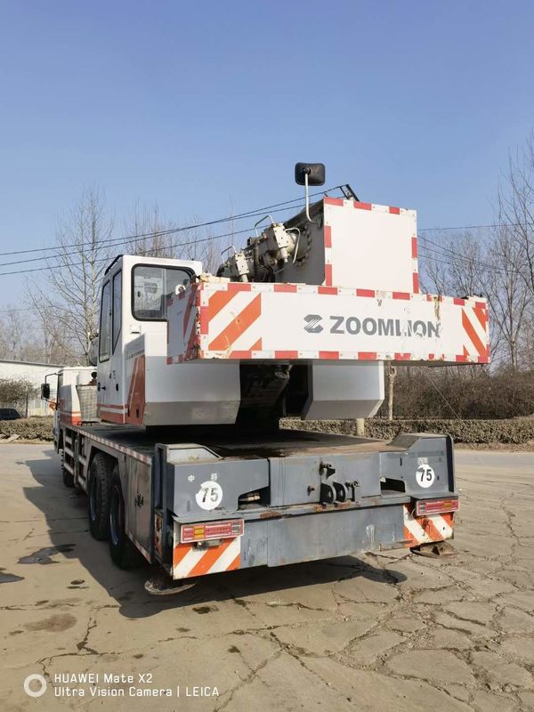 Grão de caminhão móvel de rodas Zoomlion de 25 toneladas com altura de elevação máxima de 41m