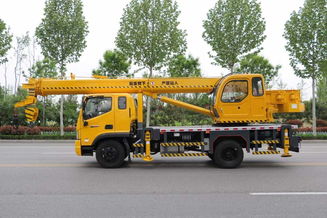 Construção de caminhão de guindastes móveis usados de 12 a 15 toneladas com potência de 160 cavalos e distância entre eixos de 4200 mm