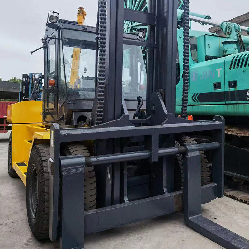 Fazendas 16 Ton Diesel Usado em empilhadeira Komatsu com 4m altura de elevação e 150m largura de garfo