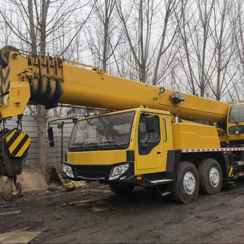 50 t Max. Carga de elevação 50 t Capacidade de carga nominal