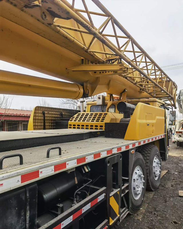Cranes de caminhão de segunda mão de 50 toneladas com peças válvula hidráulica e bomba de marcas