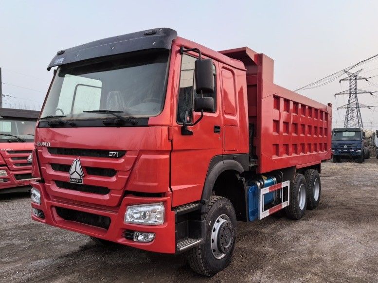 Utilizado HOWO 6*4 camião de descarga 371HP para construção de minas camião pesado 6X4 camião de despejo