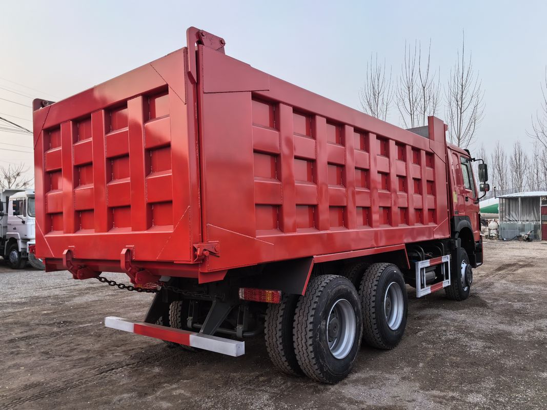 5600mm*2300mm*1500mm Tanque de carga 6X4 camião de descarga usado 371HP 25tons HOWO camião de descarga
