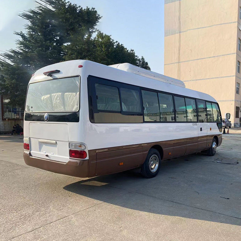 Experimente o melhor com a direção à esquerda Toyota Coaster Bus Euro 3 Standard de emissões