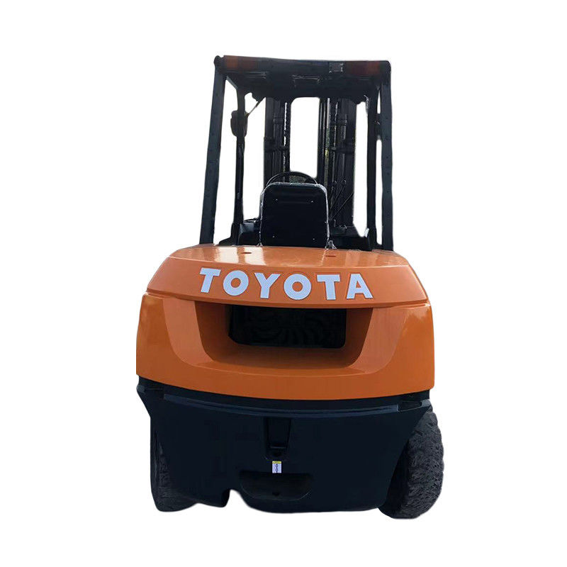 2001-4000 Horas de Trabalho 5 toneladas Toyota em segunda mão Usado em empilhadeira com 560 mm sobreposição frontal