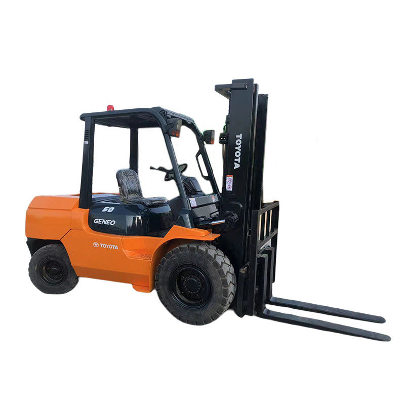 2001-4000 Horas de Trabalho 5 toneladas Toyota em segunda mão Usado em empilhadeira com 560 mm sobreposição frontal