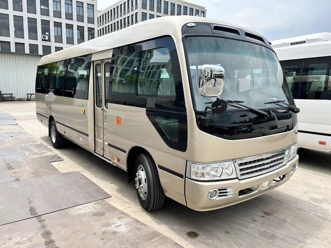 16 lugares com direção esquerda Minibus Van com transmissão manual e capacidade de motor de 4L