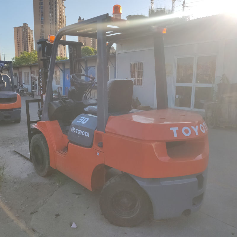 3 toneladas de empilhadeira Toyota FD30 para construção e agricultura 2001-4000 Horas de trabalho