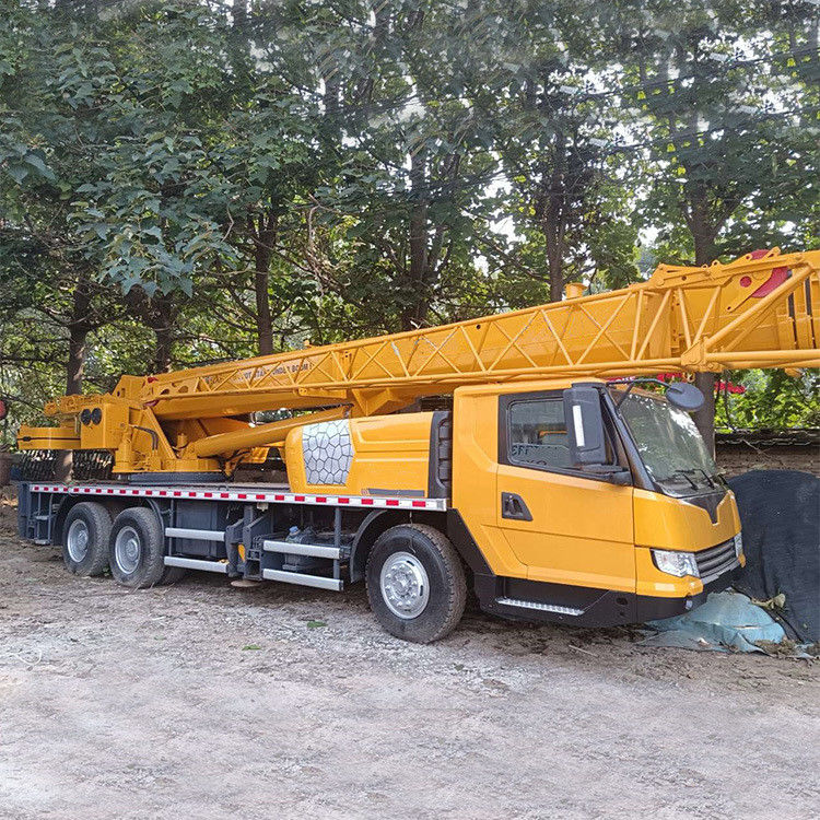 QY25 Guindaste móvel telescópico de 25 toneladas com transporte L*W*H 12300*2500*3350mm