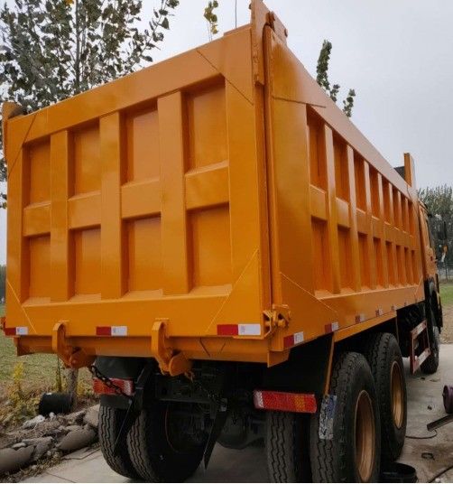 160hp 6x4 Howo Camião usado Tipper HOWo Tipping Dumper Camião de segunda mão Dump Trucks
