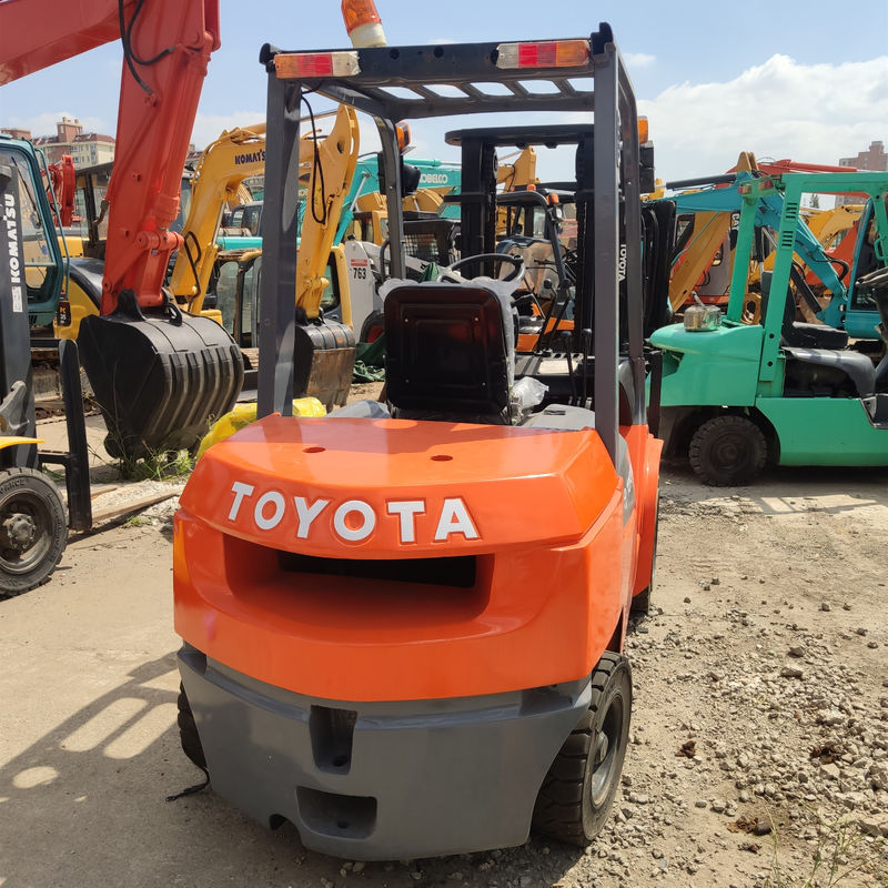 3 toneladas de empilhadeira Toyota Diesel com capacidade de carga de 3 toneladas de horas de trabalho 2001-4000
