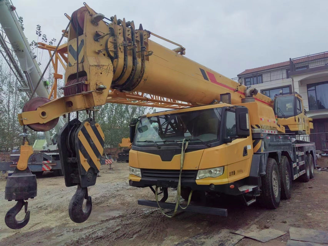 Cranes de camiões de 80 toneladas com braço hidráulico telescópico em 2018 e 2001-4000 horas de trabalho
