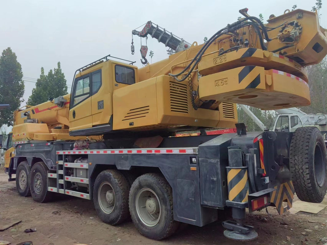 Cranes de camiões de 80 toneladas com braço hidráulico telescópico em 2018 e 2001-4000 horas de trabalho